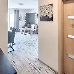 1 Bedroom Gorgeous In Lägenhet *