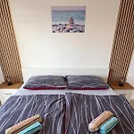 Lägenhet 1 Bedroom Gorgeous In Supetarska Draga