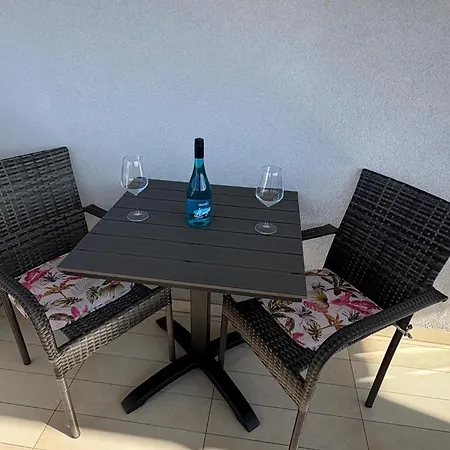 Apartament In With Wifi Supetarska Draga